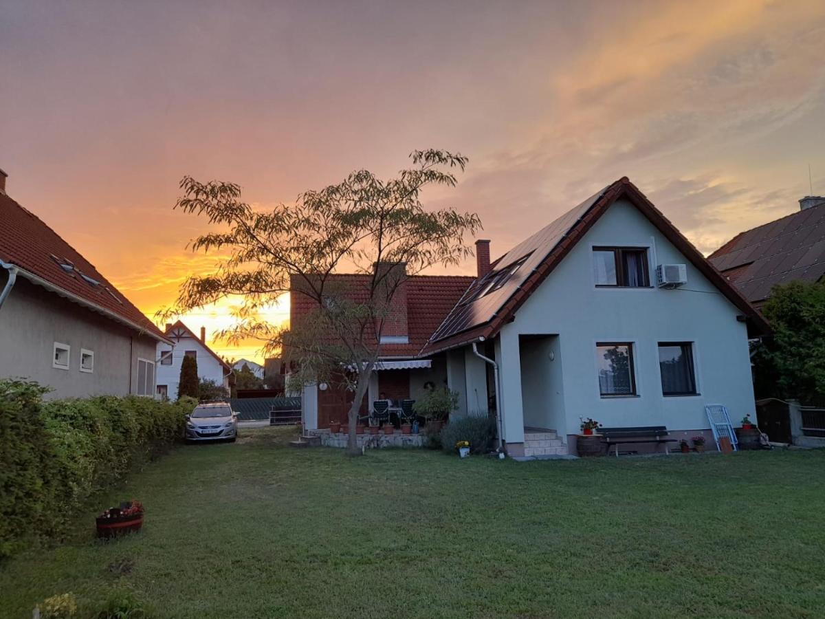 Aszofoi Panorama Apartmanhaz Eksteriør billede